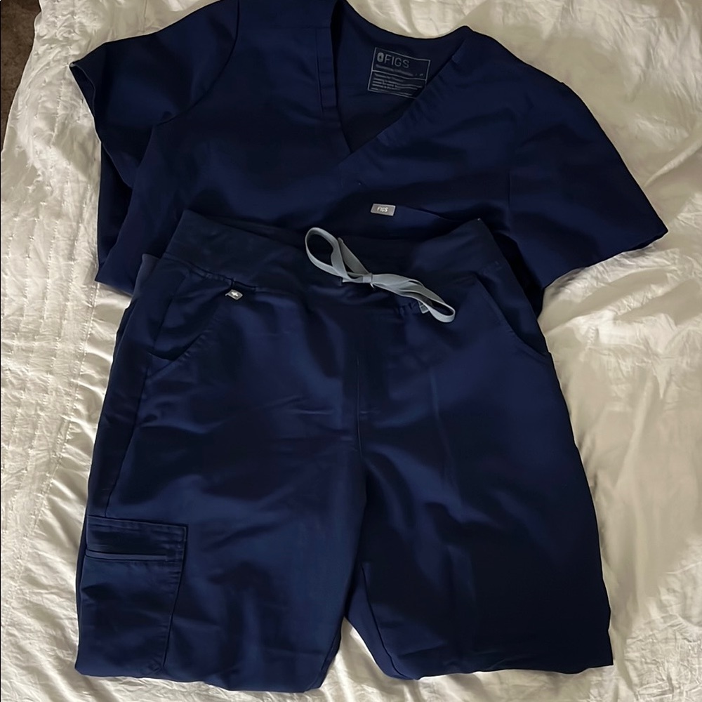 FIGS Navy Blue Scrub Set
